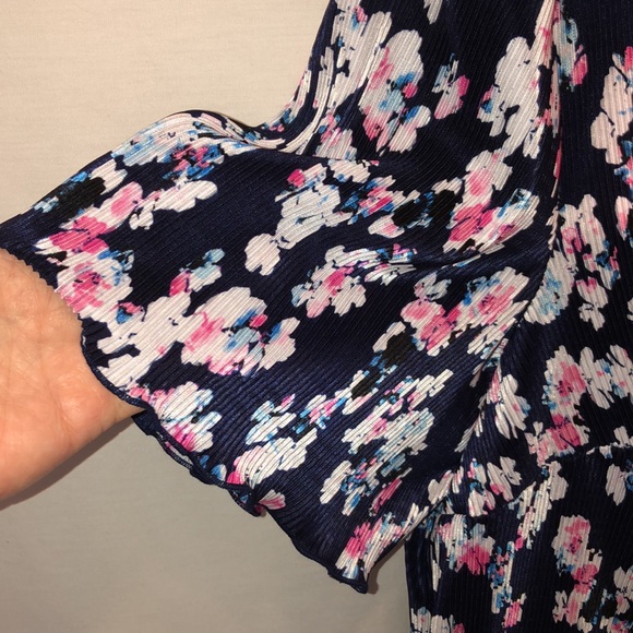 Connected Apparel Navey with Flora lPlus Size Short Sleeve Dress Size 2X - Picture 7 of 10